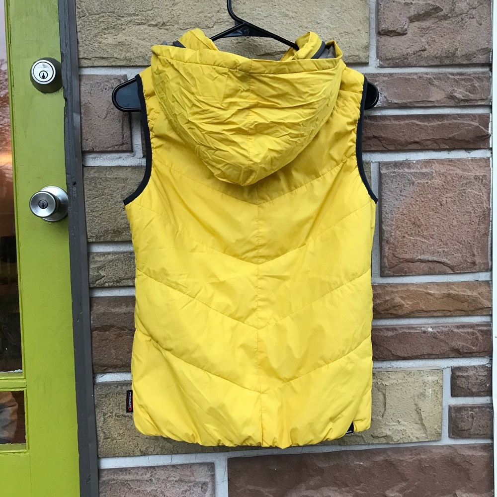 Bench Vest - Picture 4 of 7